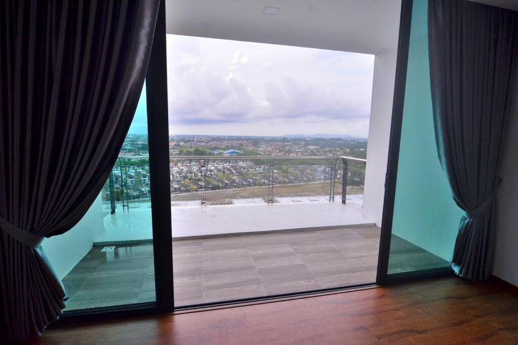 Lovely Vivamall City View With 2 Card Lv12 Kuching Zewnętrze zdjęcie