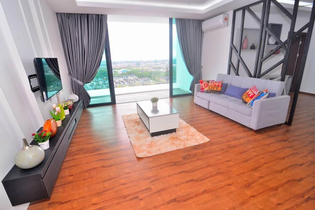 Lovely Vivamall City View With 2 Card Lv12 Kuching Zewnętrze zdjęcie